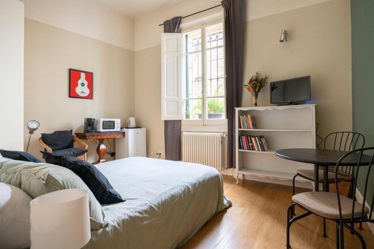 Boutique Apartment With Private Rooms And Garden Oasis Florencja Zewnętrze zdjęcie